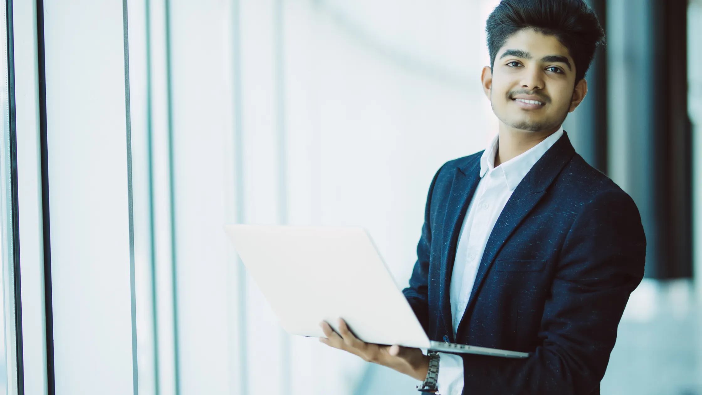 Corporate Law Research Associate 2025 – Remote Internship